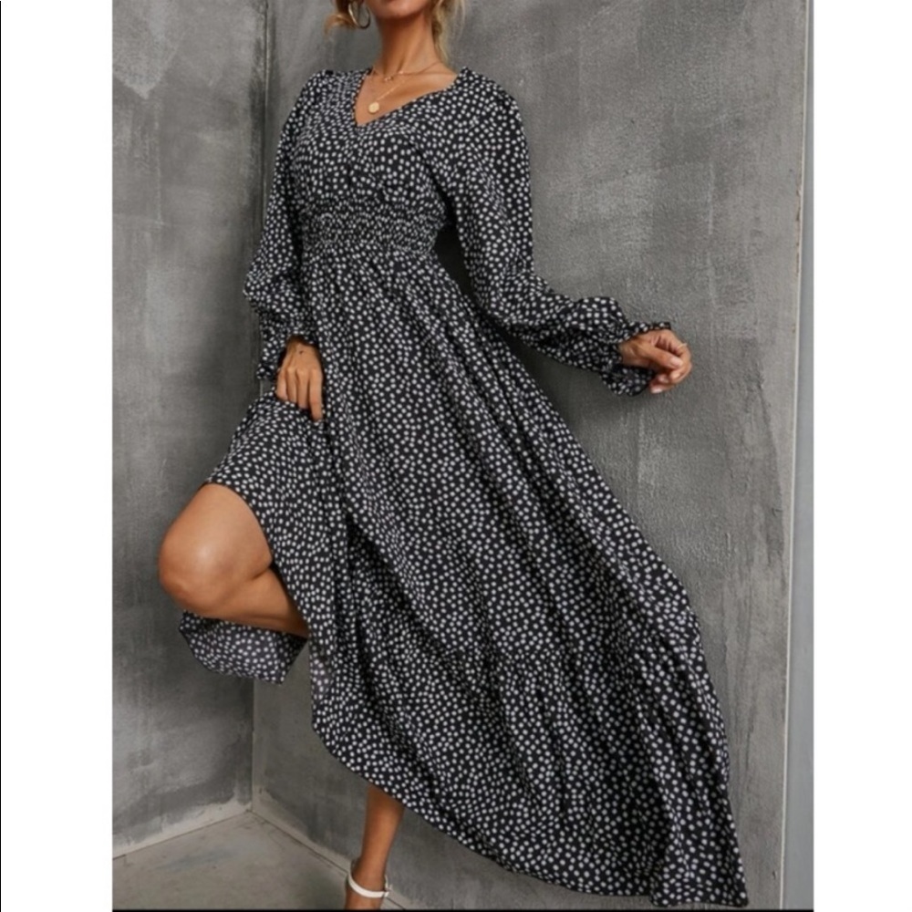 Boho Gypsy Print Flounce Sleeve Smocked Dress - Picture 9 of 14